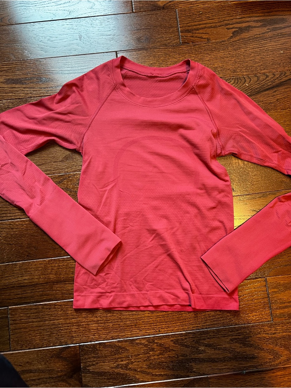 Lululemon swiftly tech long sleeve